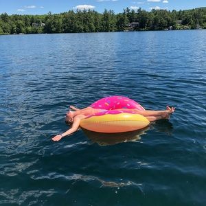 Meet your Posher, Britta